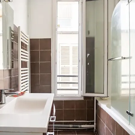 And Cozy Parisian Διαμέρισμα Παρίσι